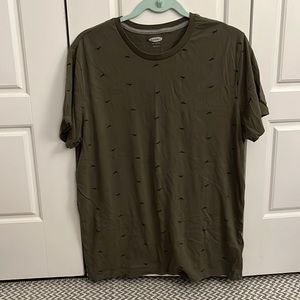 Men’s dark green dinosaur print tshirt